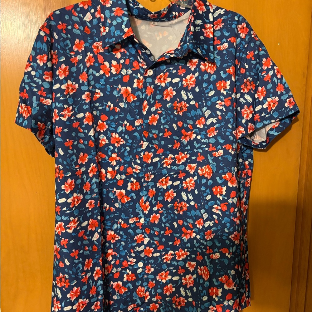 New (only worn once over another shirt-I have 46 inch chest and it was too snug)